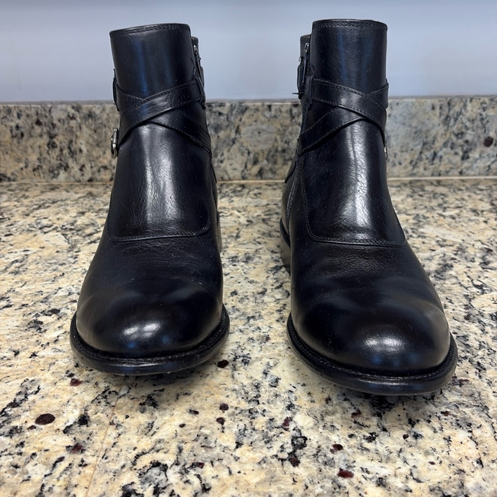 Black leather ankle men’s boots size 12m